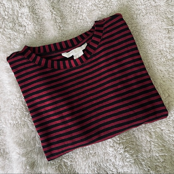 H&M Long Sleeve Tee - Picture 1 of 3
